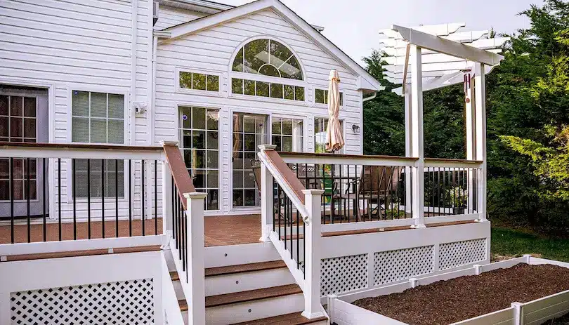 deck built by Trudecks